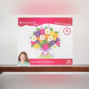 AMERICAN GIRL • CRAFT KIT: “FELT FLOWER BOUQUET”